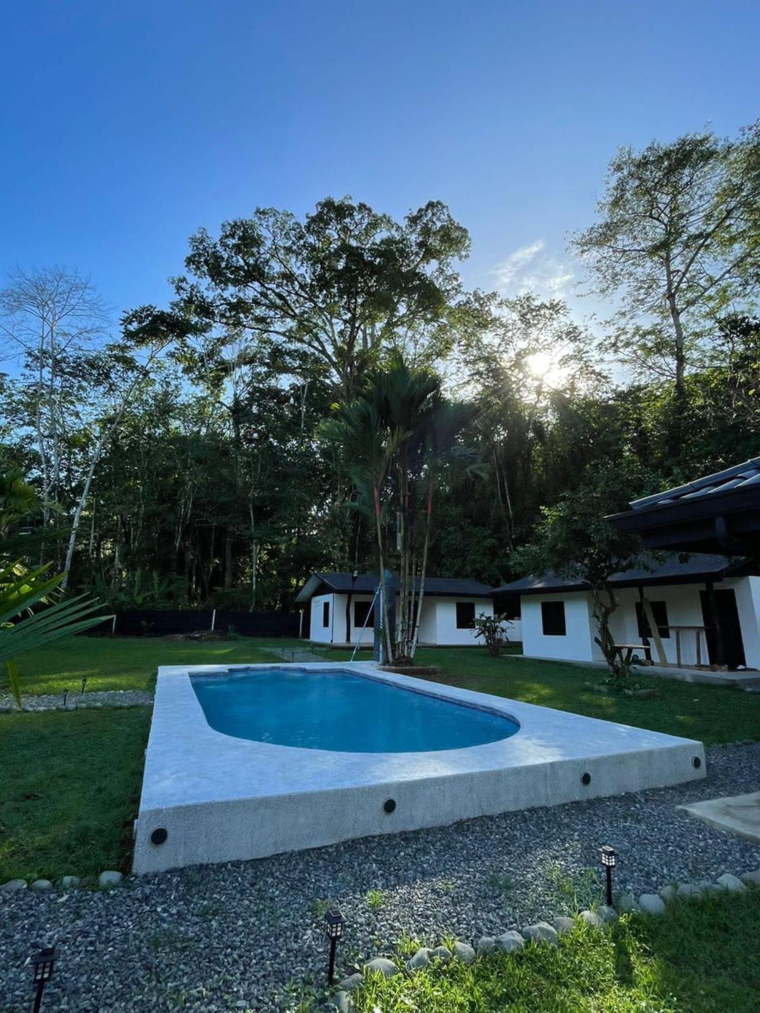 Bungalows Sloth Manzanillo  Zewnętrze zdjęcie